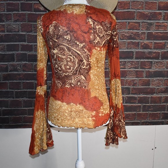 Oboe Bell Sleeve Top - Picture 6 of 8